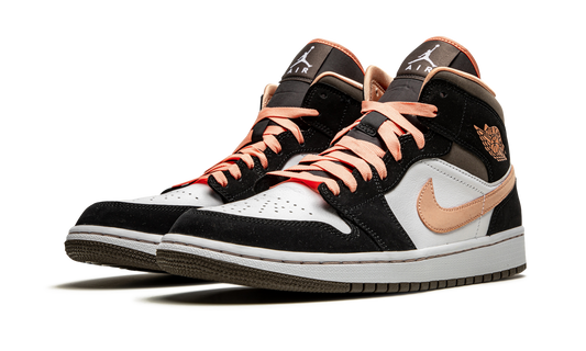 AIR JORDAN 1 MID SE WMNS Peach Mocha DH0210 100