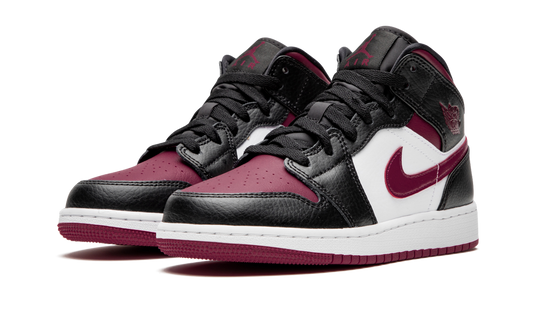 Air Jordan 1 MID GS Bred Toe 554725 066