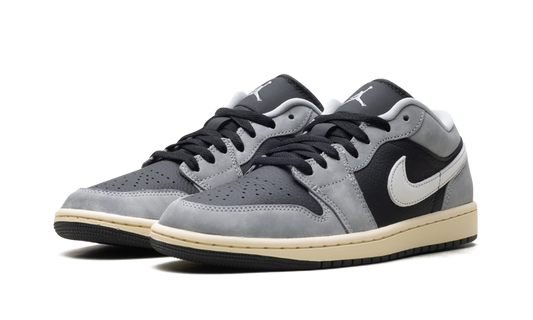 Air Jordan 1 Low SE Light Smoke Grey HQ2010 012