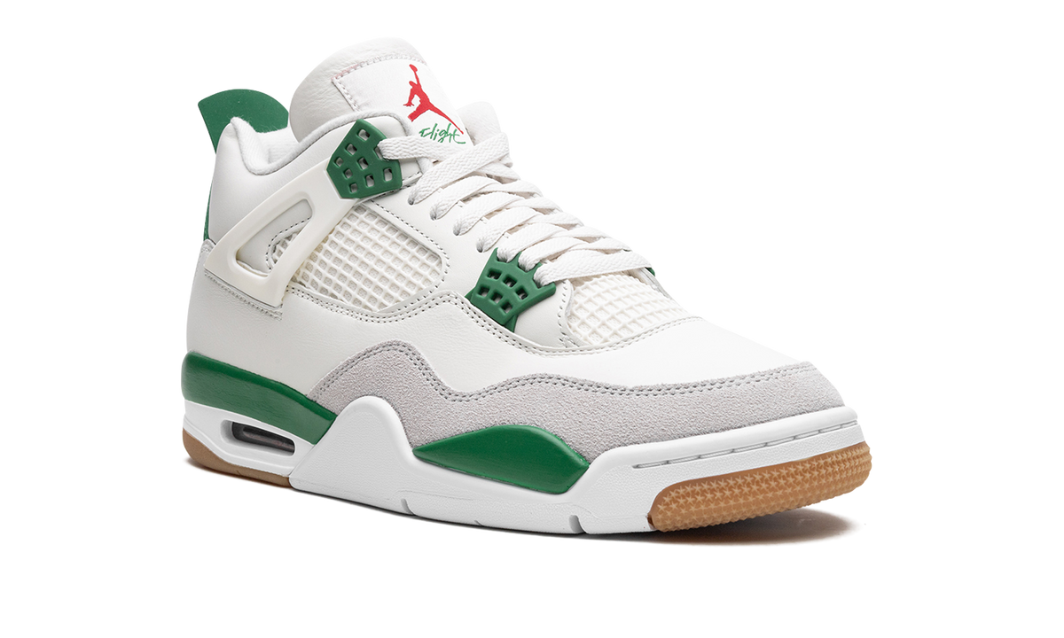 Air Jordan 4 Retro SB 7FS