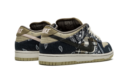 SB Dunk Low 4