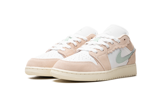 Air Jordan 1 Low SE GS Guava Ice DZ5356 800