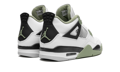 AIR JORDAN 4 RETRO WMNS 3