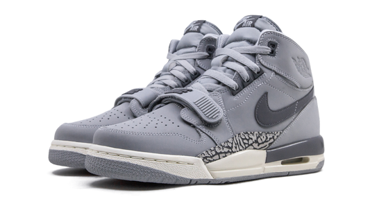 Air Jordan Legacy 312 GS Wolf Grey AT4040 002