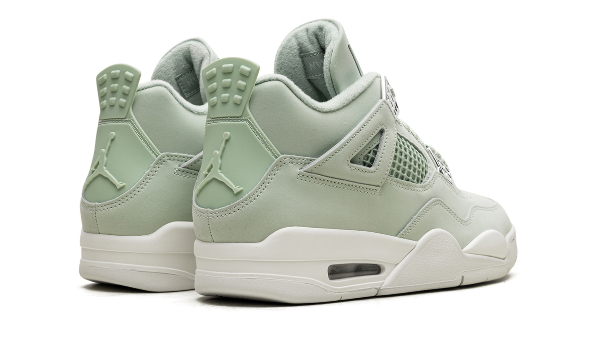Air Jordan 4 WMNS 3
