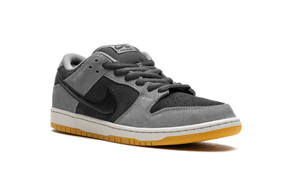 SB Dunk Low 7FS