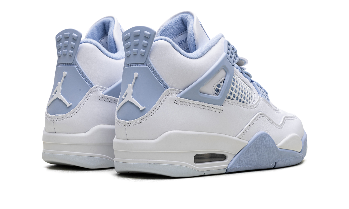 Air Jordan 4 WMNS 3