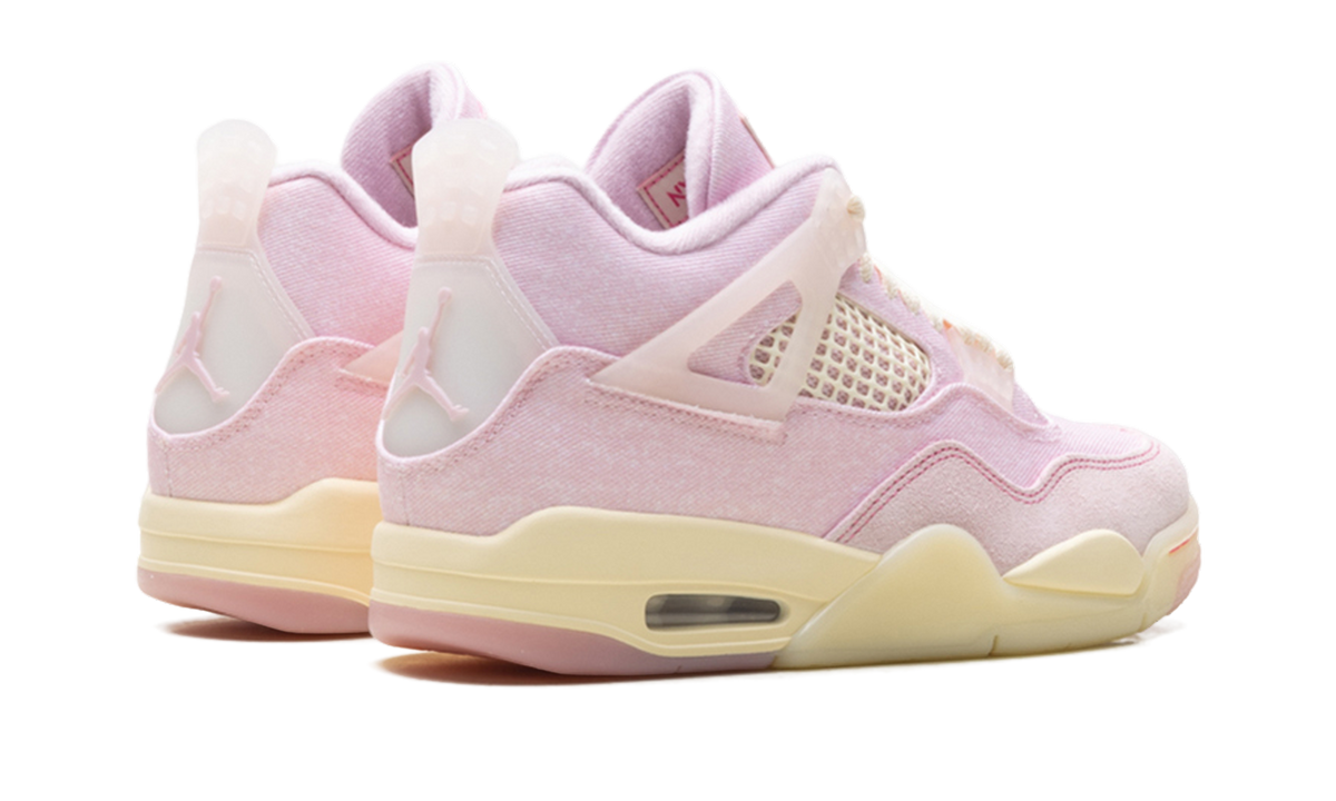 Air Jordan 4 WMNS 3