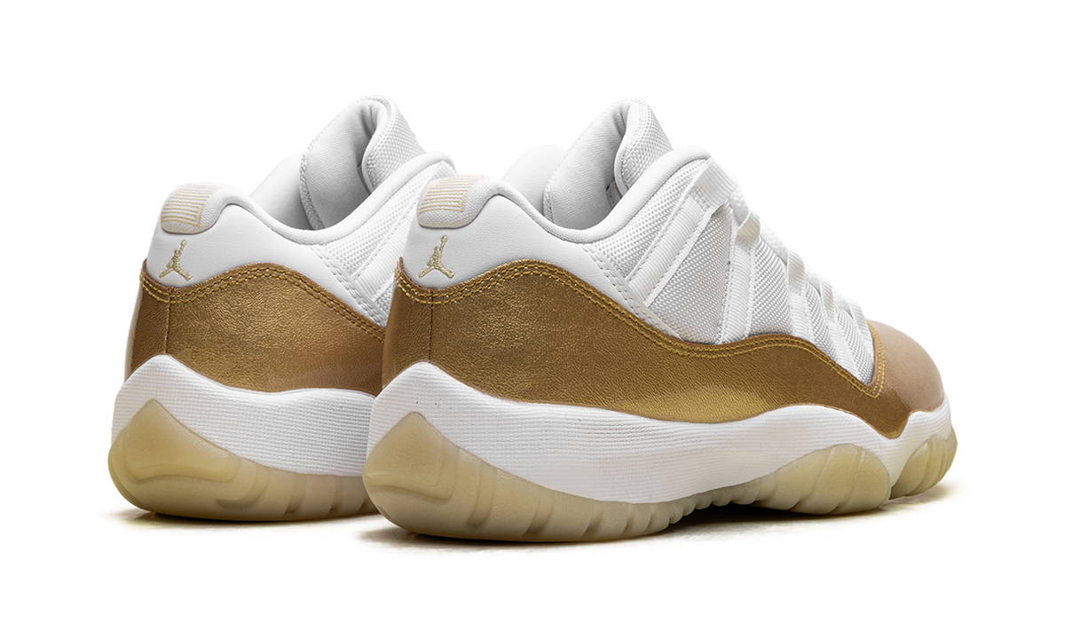 Air Jordan 11 Low WMNS Mother's Day AH7860 102