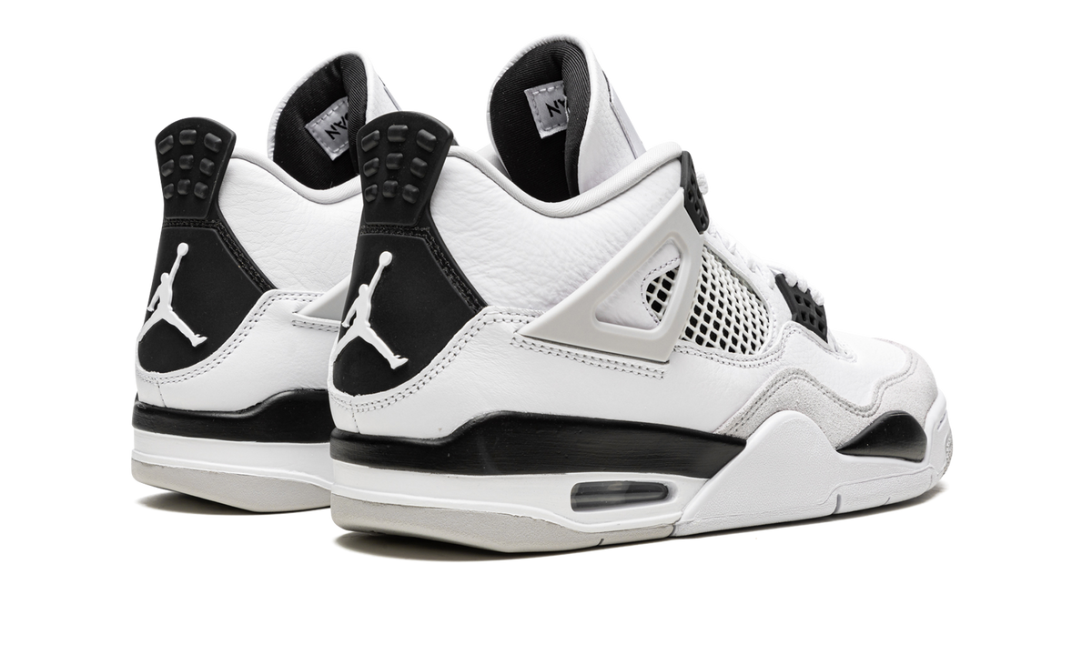 Air Jordan 4 Retro 3